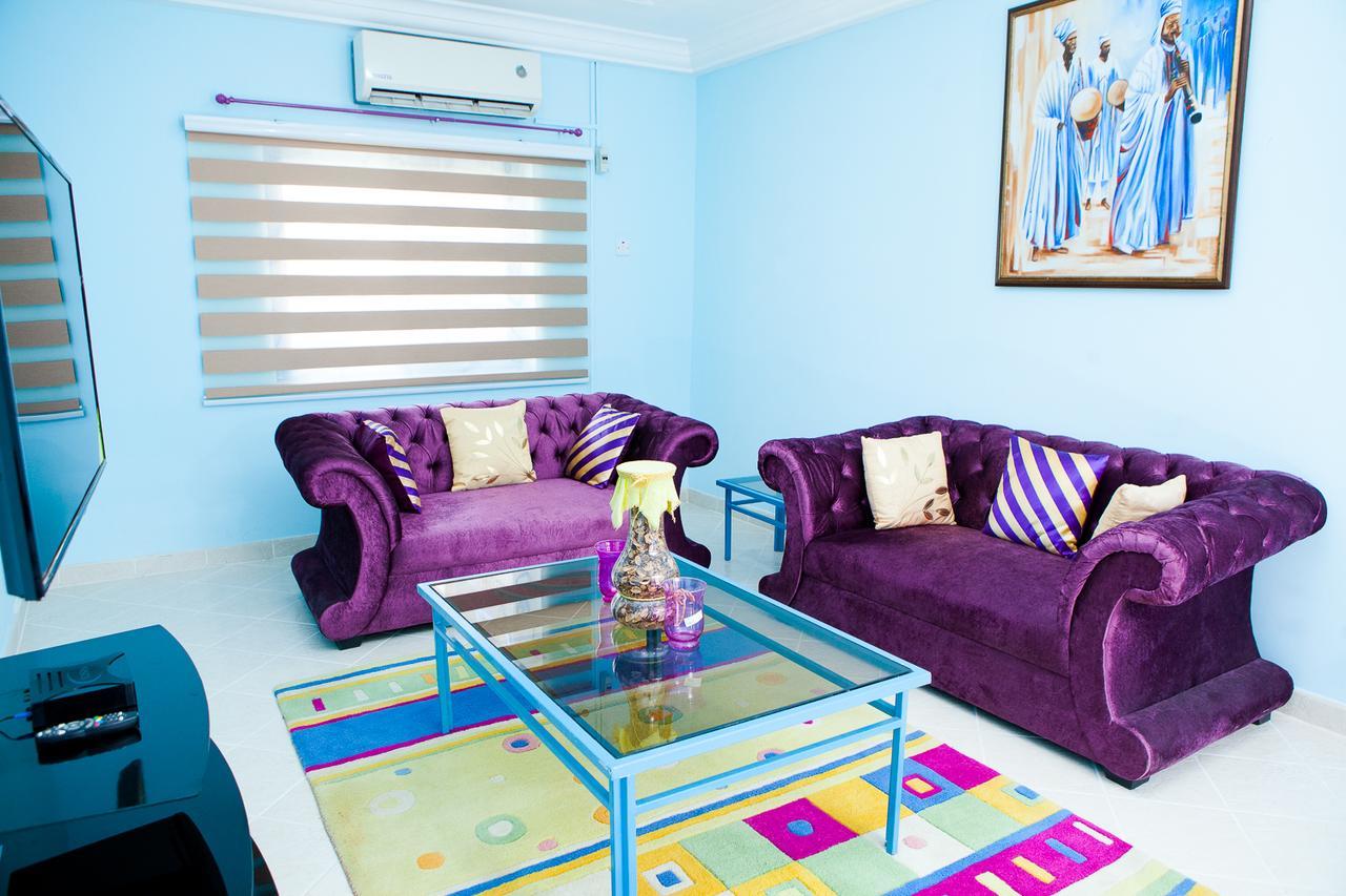 Maxwell Court Apartments Акра Екстериор снимка